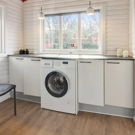 Holiday home Hendrine - 500m From The Sea In Western Jutland By Interhome