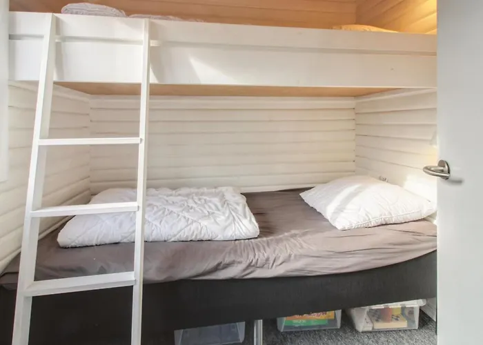 Hendrine - 500m From The Sea By Interhome