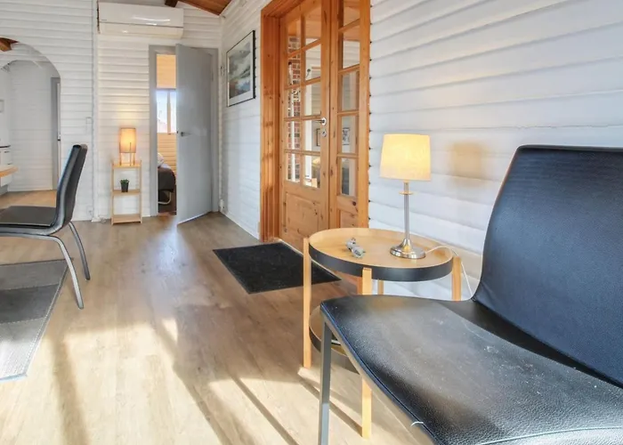 Hendrine - 500m From The Sea By Interhome